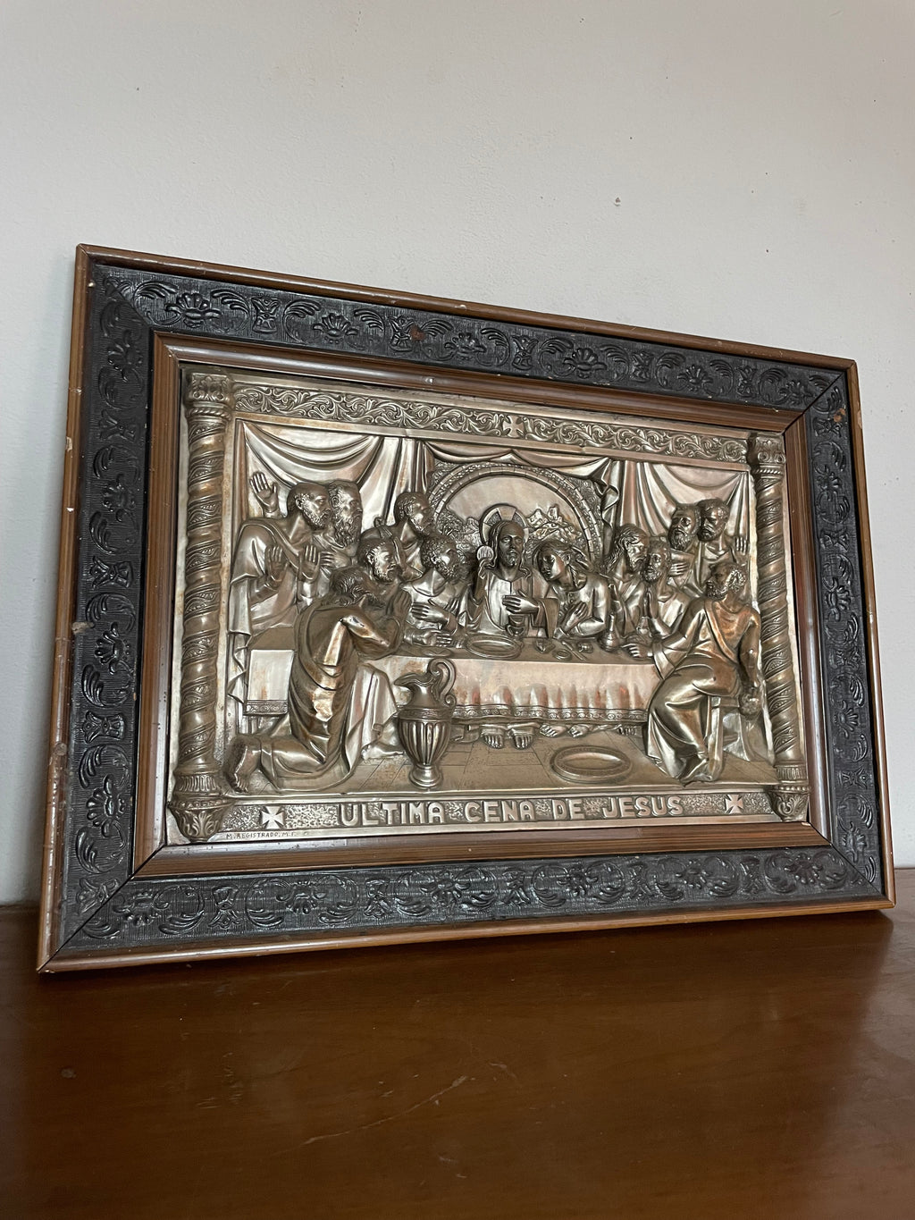 spanish last supper metal carving framed