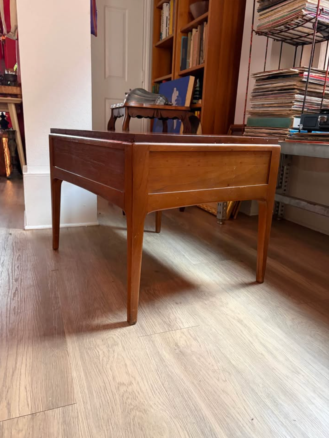 Beautifully Restored 1964 Lane Altavista Mid-Century End Table – Style 997-02