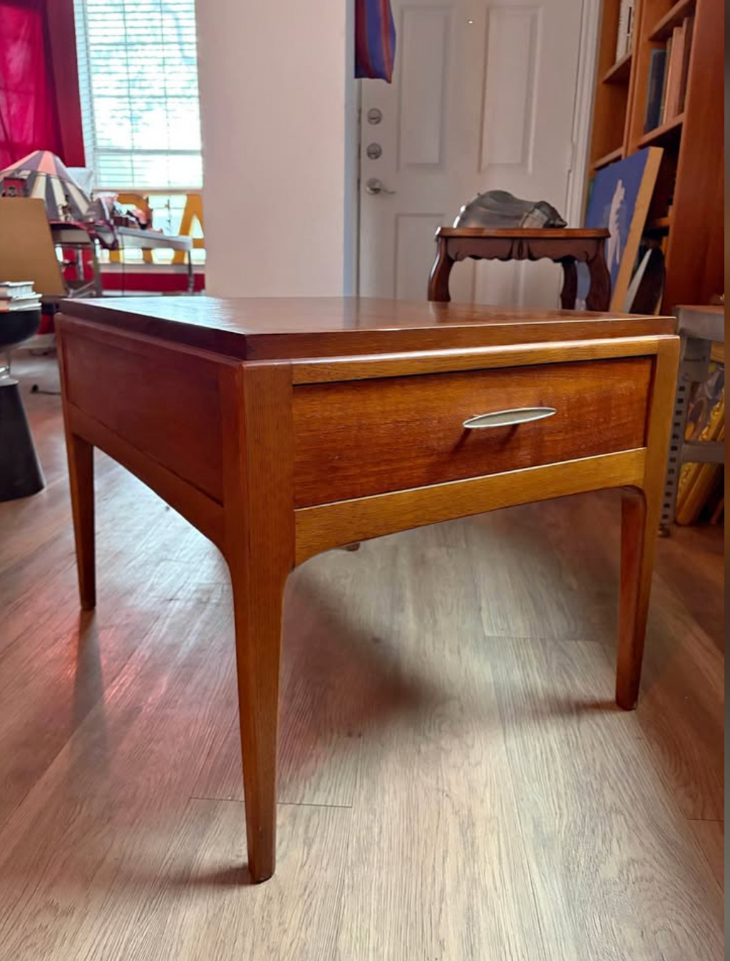 Beautifully Restored 1964 Lane Altavista Mid-Century End Table – Style 997-02