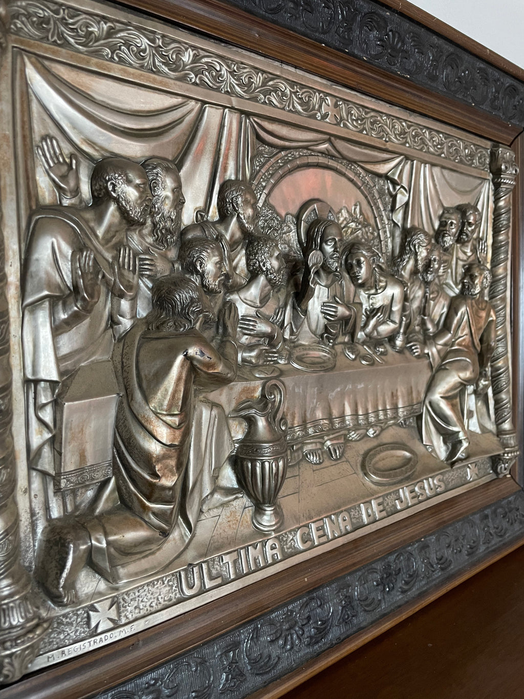 spanish last supper metal carving framed